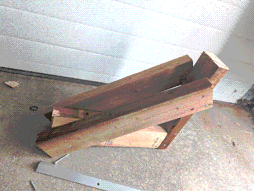 scrap_wood_stand